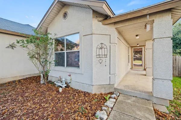 11931 Branding Pt, Helotes, TX 78023