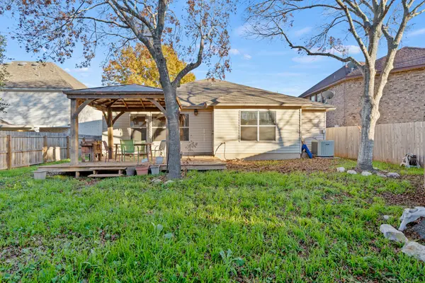 11931 Branding Pt, Helotes, TX 78023