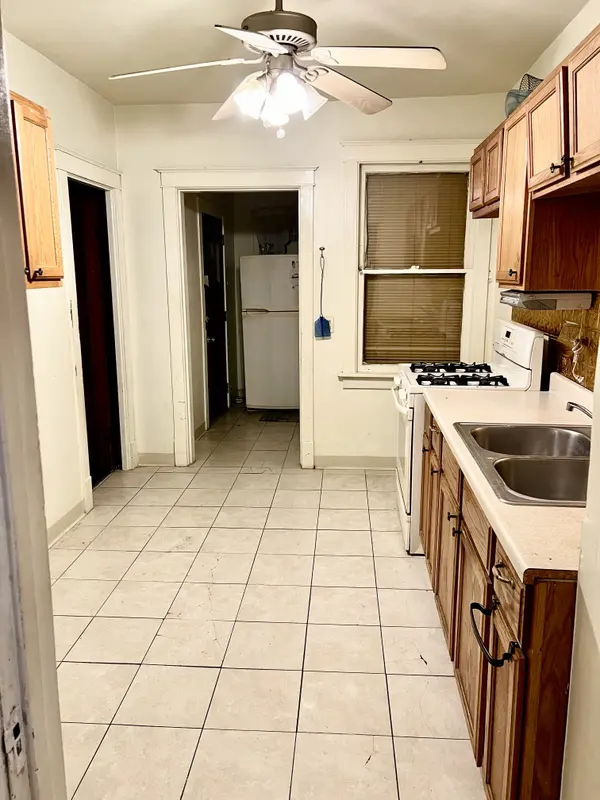 12026 S Perry Ave, Chicago, IL 60628