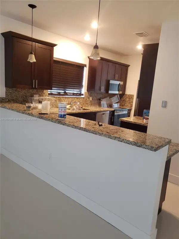 1450 NW 112th Ter, Pembroke Pines, FL 33026