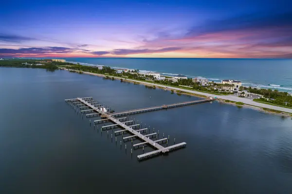 8020 S Ocean Dr, Jensen Beach, FL 34957
