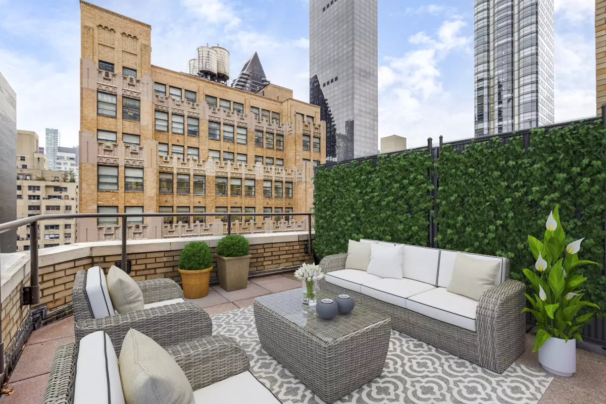 New York, NY 10017,310 E 46th St #12B