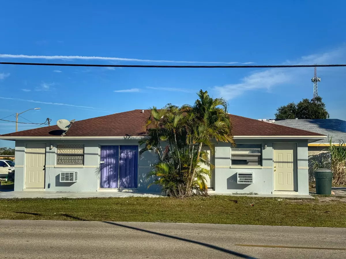 Fort Myers, FL 33901,2400 Franklin St