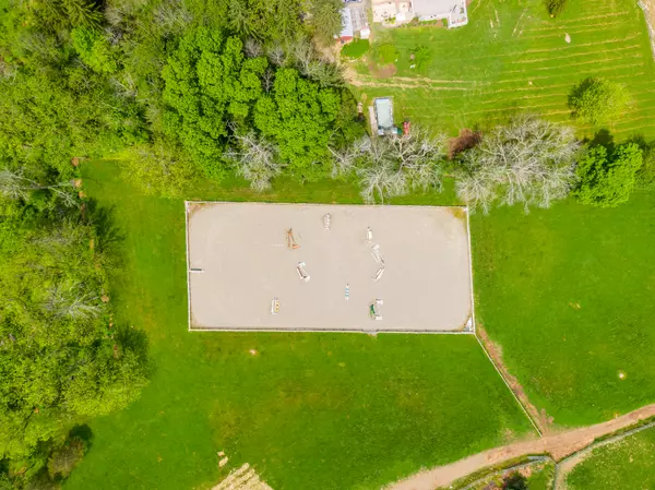 Florida, NY 10921,13 Spanktown Rd