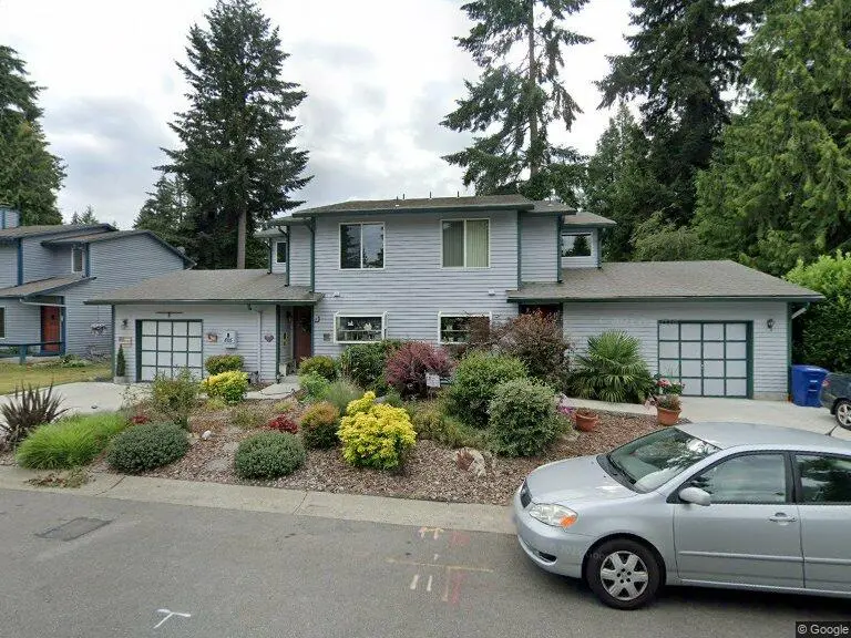 805 142nd Pl SE, Bellevue, WA 98007