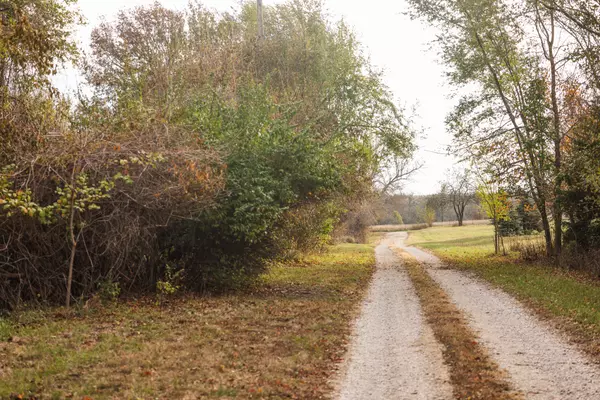 Louisburg, KS 66053,25718 Mission Belleview Rd