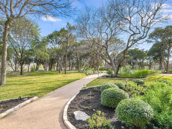 Austin, TX 78733,904 Elder Cir