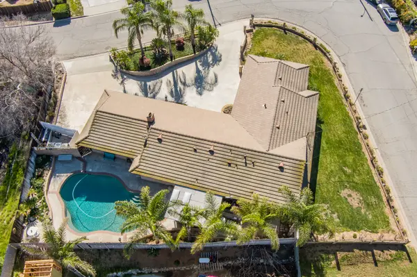 10929 Desert Sand Ave, Riverside, CA 92505
