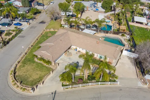 10929 Desert Sand Ave, Riverside, CA 92505