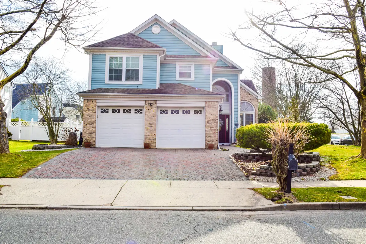37 Major Dr, Sayreville, NJ 08872