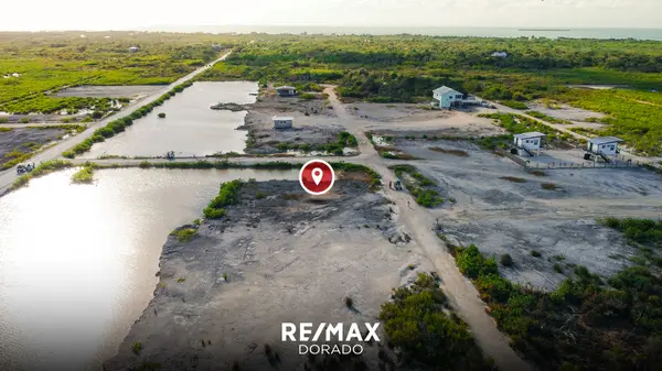 Secret Beach Ambergris Caye, San Pedro,