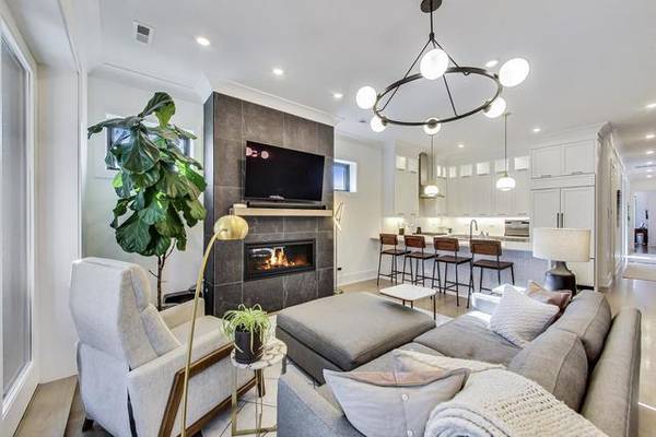 2761 N Kenmore Ave #3, Chicago, IL 60614