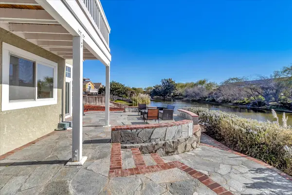 24 Parodi Ct, Alameda, CA 94502
