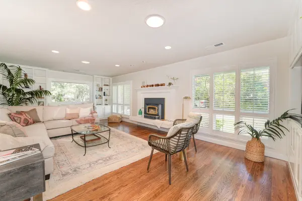 7701 Garden Hwy, Sacramento, CA 95837