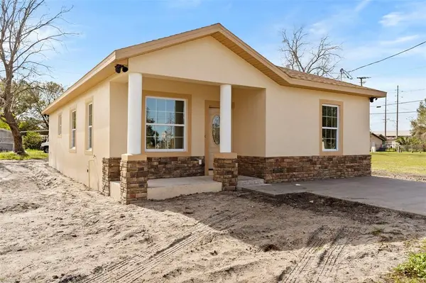 609 E Drive Martin Luther King Jr Boulevard, Plant City, FL 33563