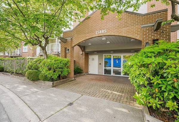 15885 84 Ave #402, Surrey, BC V4N 0W7
