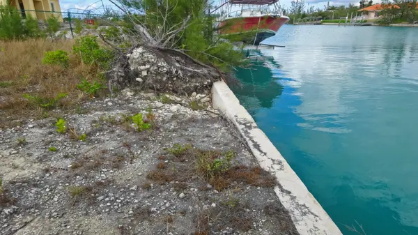Lot 3 Bayview Court, Bahamia West,
