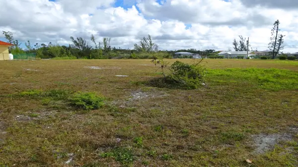 Lot 3 Bayview Court, Bahamia West,