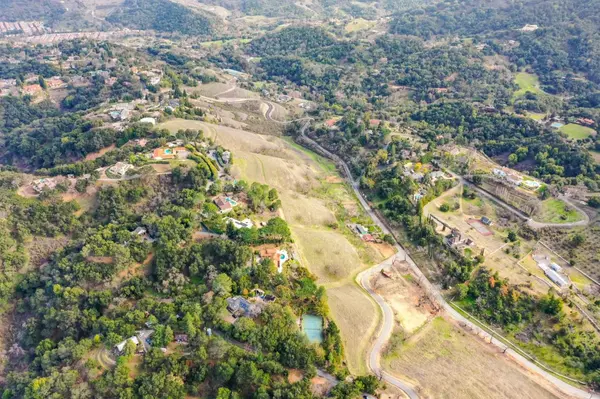 14915 Shannon Rd, Los Gatos, CA 95032