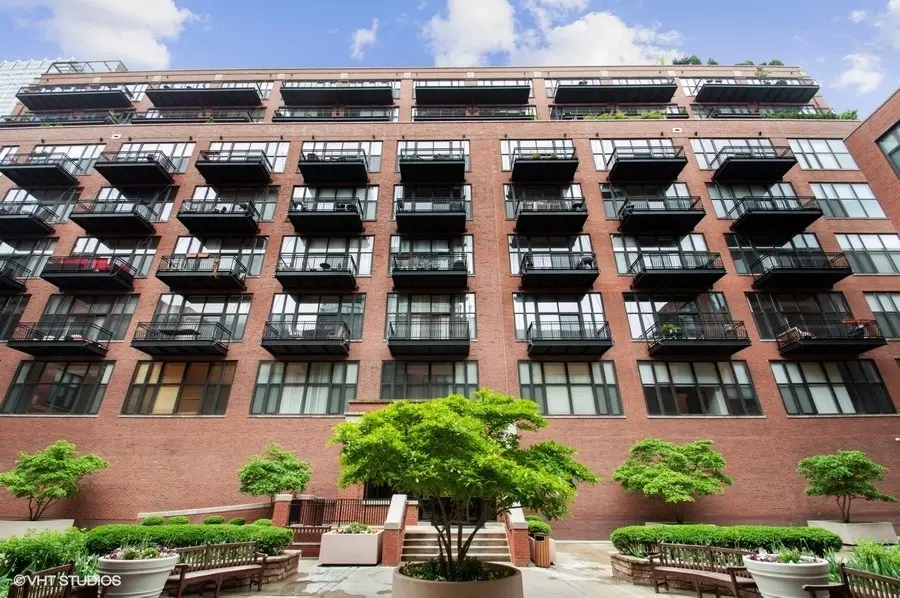 333 W Hubbard St #910, Chicago, IL 60654
