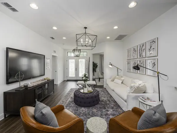 Lakeland, FL 33801