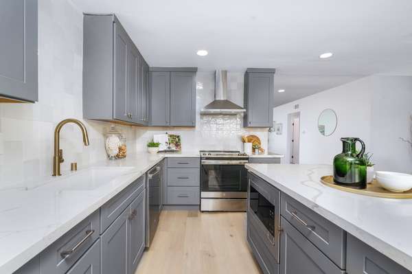 1671 Nightingale Ave Sunnyvale, CA 94087