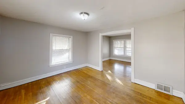 140 Chelsea Ave, Kansas City, MO 64123