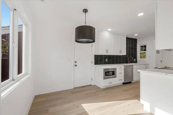 1635 Alison Ave Mountain View, CA 94040