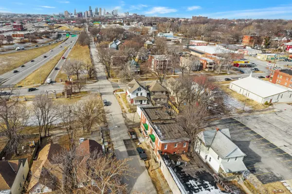 3210 E 13th St, Kansas City, MO 64127