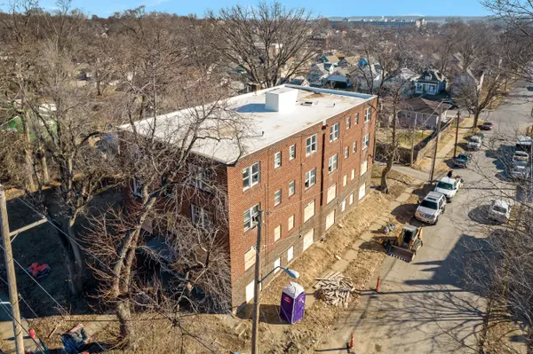 145 Hardesty Ave, Kansas City, MO 64123