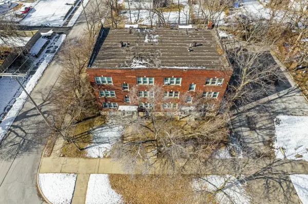 2454 Benton Blvd, Kansas City, MO 64127