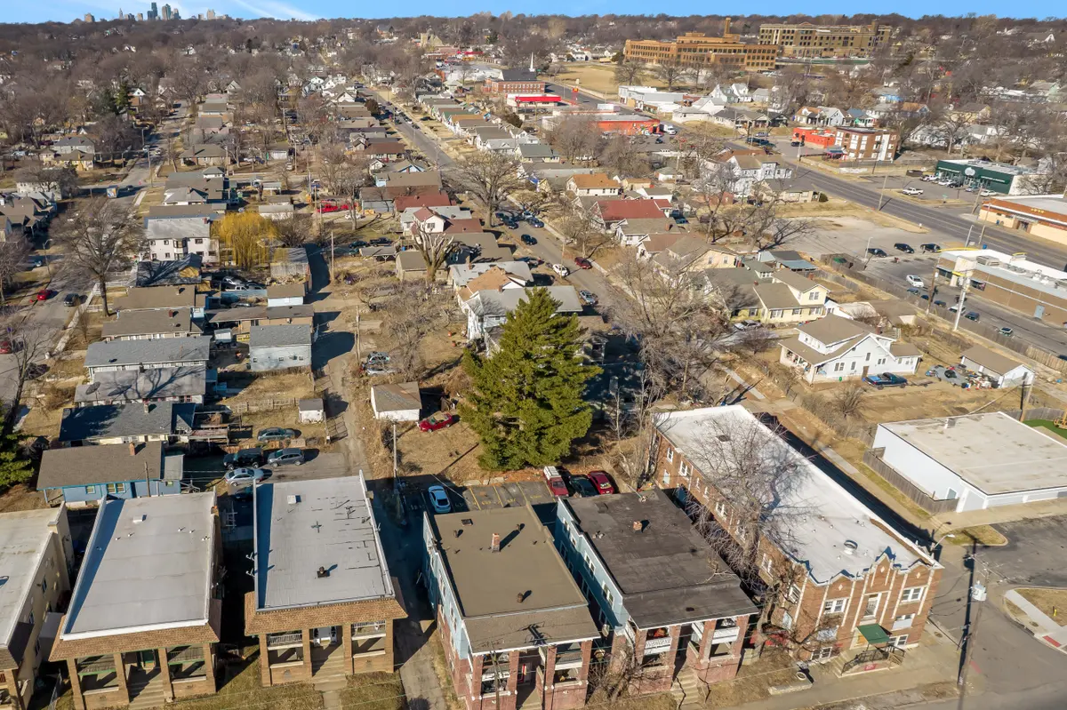 622 Hardesty Ave, Kansas City, MO 64124