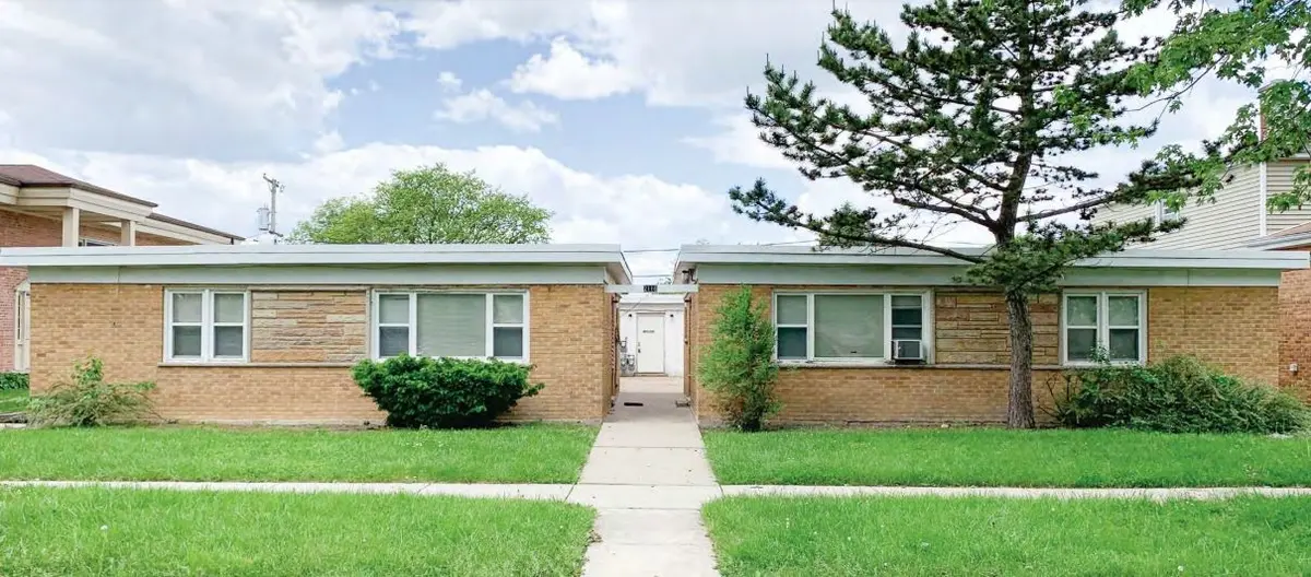 2116 S 14th Ave, Broadview, IL 60155