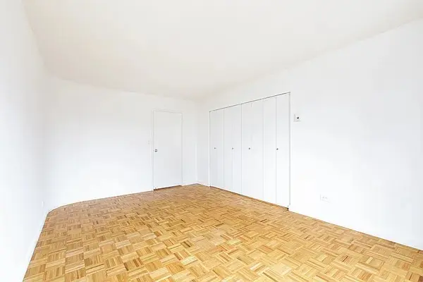 300 E 34th St ##20K, New York, NY 10016