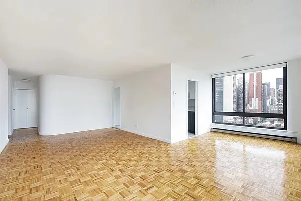 300 E 34th St ##20K, New York, NY 10016