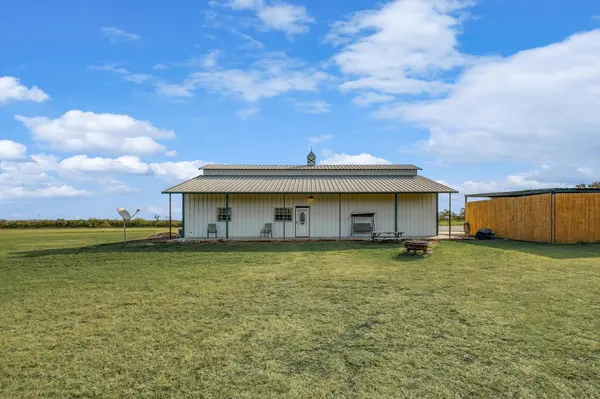 8709 Bernard Rd #6016, Sanger, TX 76266
