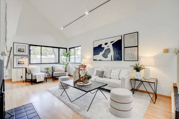 670 San Antonio Rd #20 Palo Alto, CA 94306