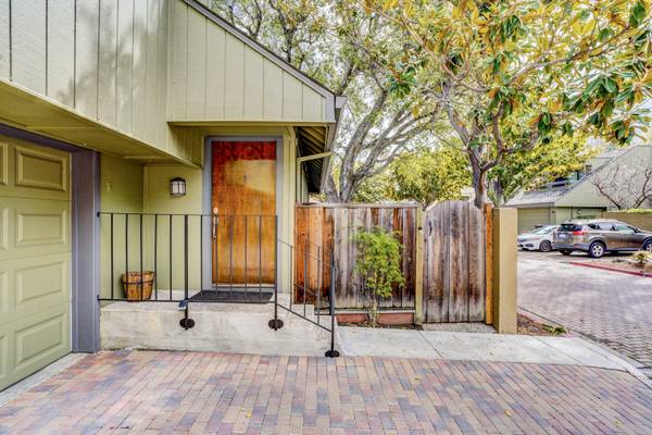 670 San Antonio Rd #20 Palo Alto, CA 94306