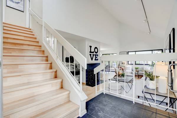 670 San Antonio Rd #20 Palo Alto, CA 94306