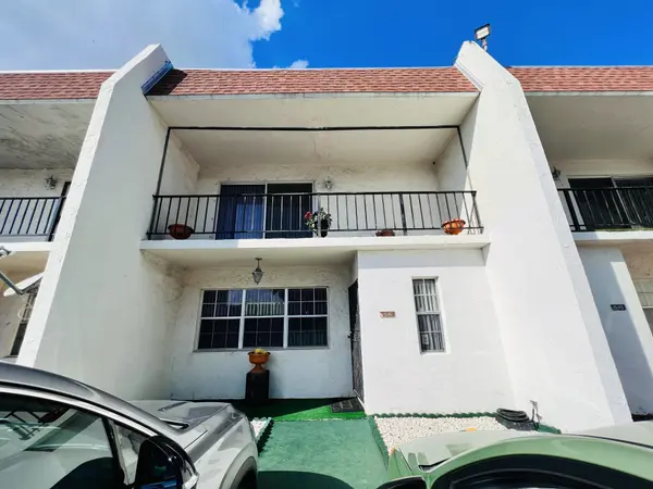15141 NE 6th Ave #4, Miami, FL 33162
