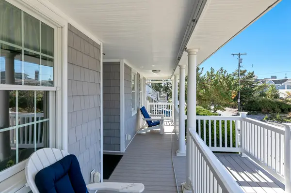 1027 Barnegat Ln, Mantoloking, NJ 08738