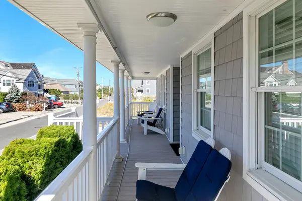 1027 Barnegat Ln, Mantoloking, NJ 08738