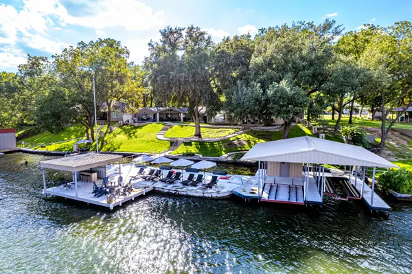 2432 Williams Lakeshore, Kingsland, TX 78639