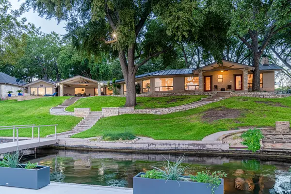 2432 Williams Lakeshore, Kingsland, TX 78639