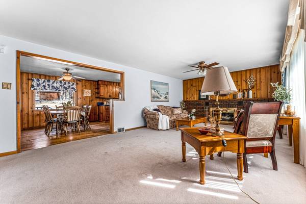 209 Woodland Dr New Castle, PA 16105