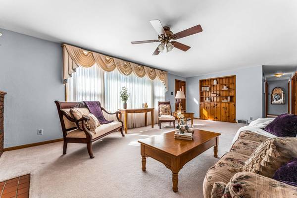 209 Woodland Dr New Castle, PA 16105