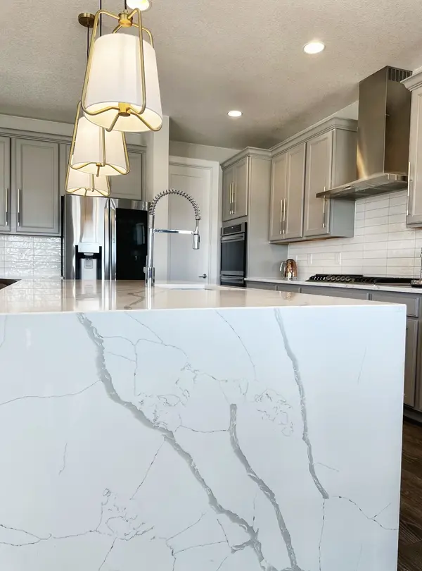 7042 S Undergrove Way, Aurora, CO 80016