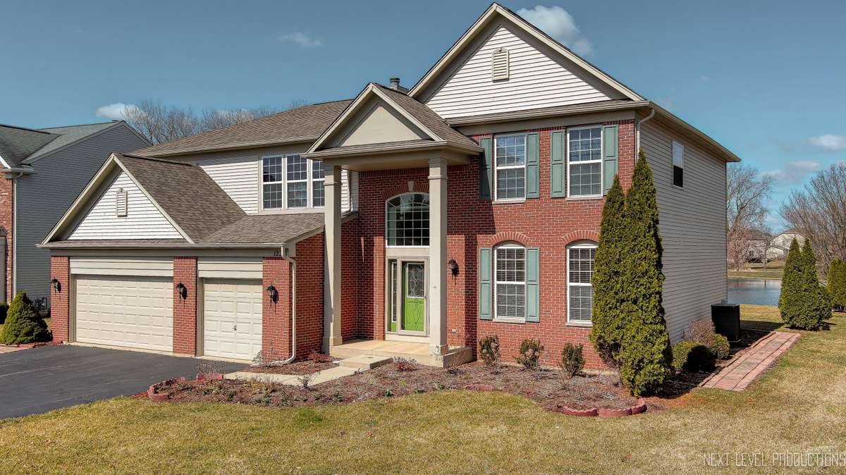 12316 Blue Iris Ln, Plainfield, IL 60585