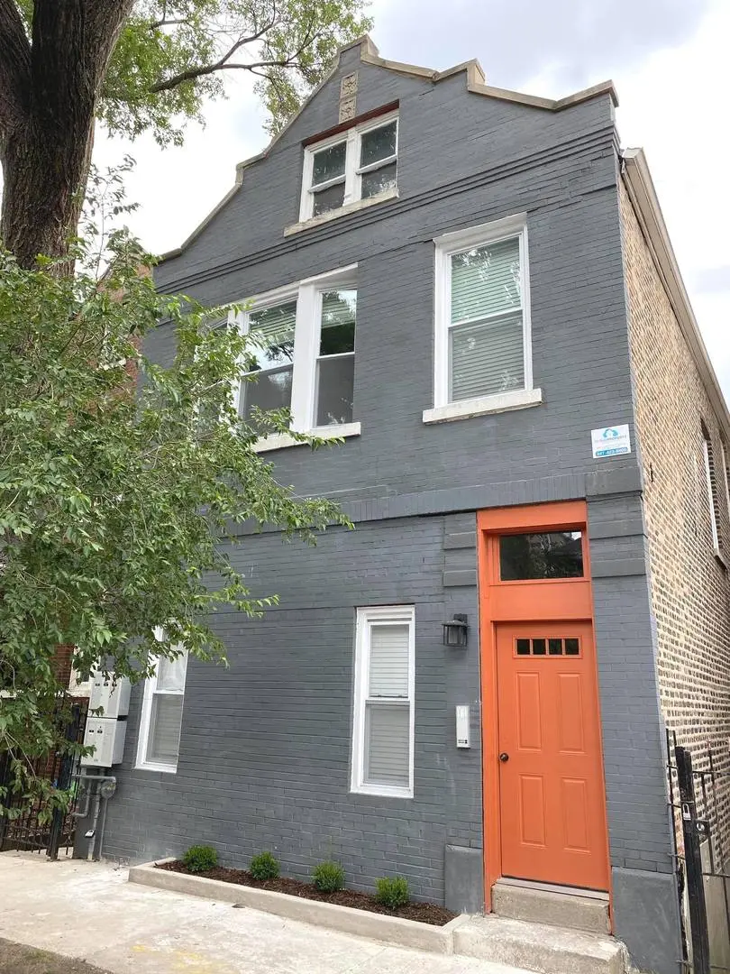 2719 W 24th St, Chicago, IL 60608