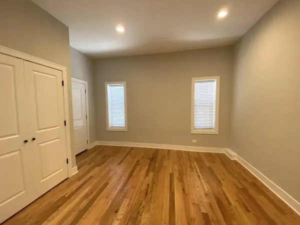 2719 W 24th St, Chicago, IL 60608